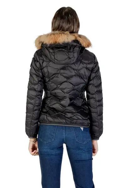 Dámská zimní prošívaná bunda Blauer