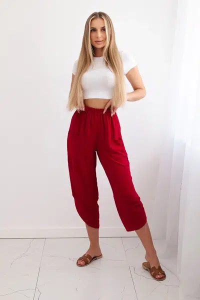 Wide-leg trousers with burgundy pockets