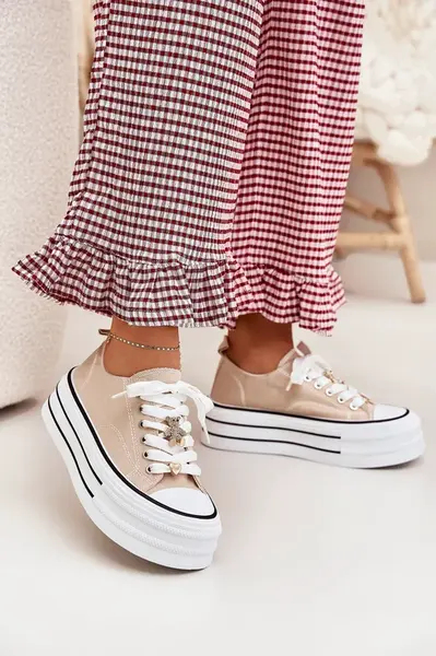 Boto Dámske Tenisky Na Platforme So Zlatými Dekoráciami Béžové Fiorina