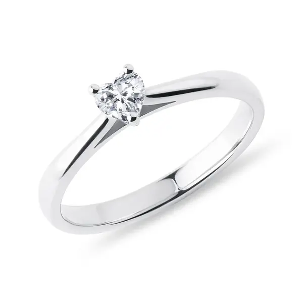 Prsten s diamantem v brusu srdce z bílého zlata KLENOTA