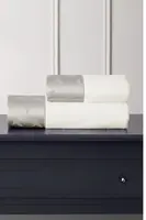 Dárková sada ručník a osuška COLIBRI, 2 ks Bílá / šedá výšivka Sada (ručník 50x100cm, osuška 75x150cm)