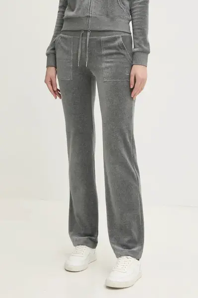 Velurové teplákové kalhoty Juicy Couture DEL RAY PANT šedá barva, JCAP180