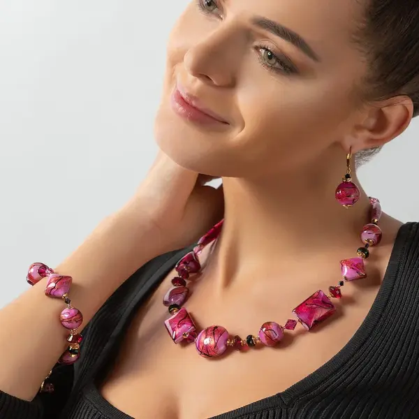 Lampglas Skvostný náhrdelník Berrylicious Gem s 24karátovým zlatem v perlách Lampglas NRO15