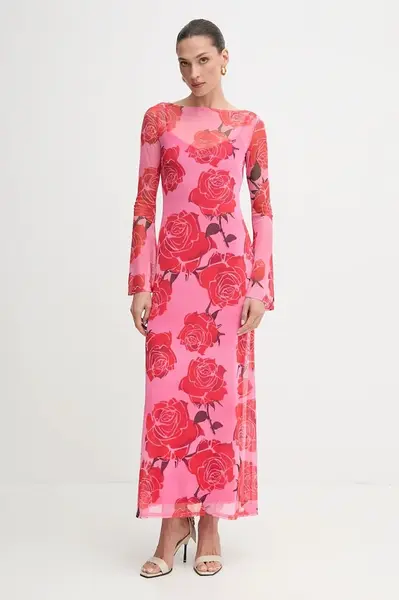 Šaty Never Fully Dressed