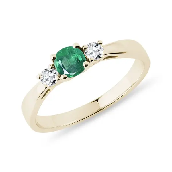 Smaragdový prsteň zo žltého zlata s diamantmi KLENOTA