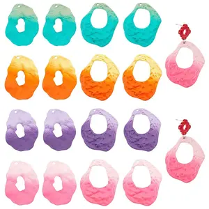 16Pcs 8 Style Spray Painted Iron Pendants