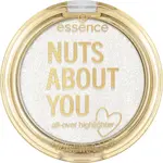 essence Nuts About You rozjasňovač odtieň 01 Sugar Plum Jar's Dust 4 g