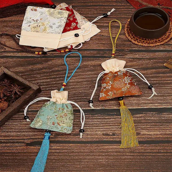 5Pcs 5 Colors Valentine's Day Silk Embroidery Flower Pouches