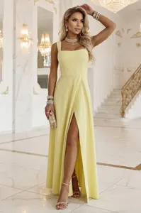 Dlouhé svatební šaty s průstřihem Aurelia