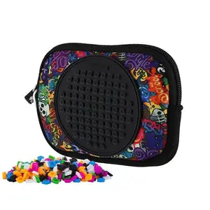 PIXIE CREW malá taška Graffiti