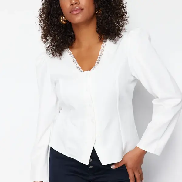 Trendyol Curve White Lace V-Neck Buttoned Plus Size Woven Blouse