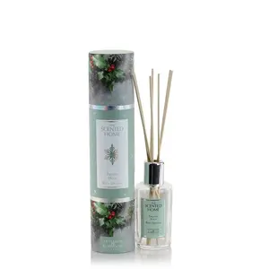 Ashleigh & Burwood London Vánoční difuzér THE SCENTED HOME - FROSTED HOLLY 150 ml
