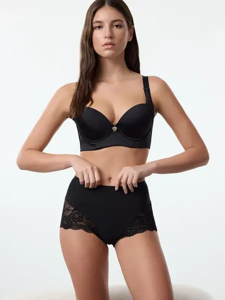 Trendyol Nohavičky  čierna