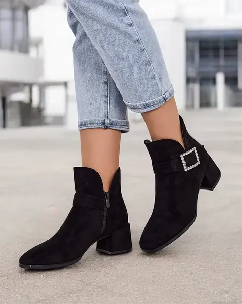 Resti Women's ankle boots with low heel Vetti