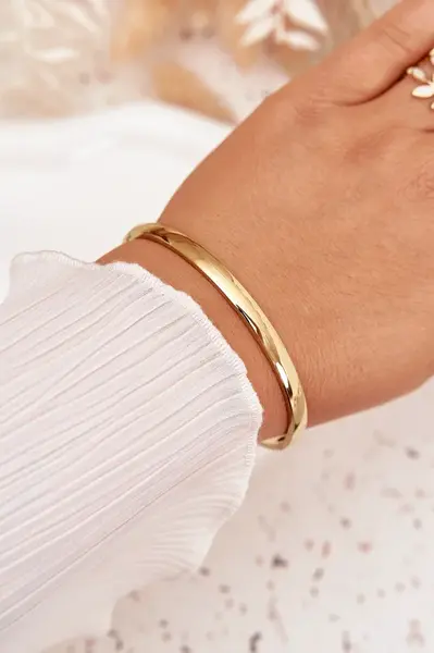 Zlatý náramek z chirurgické oceli