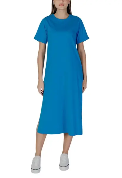 Modré midi šaty B.young