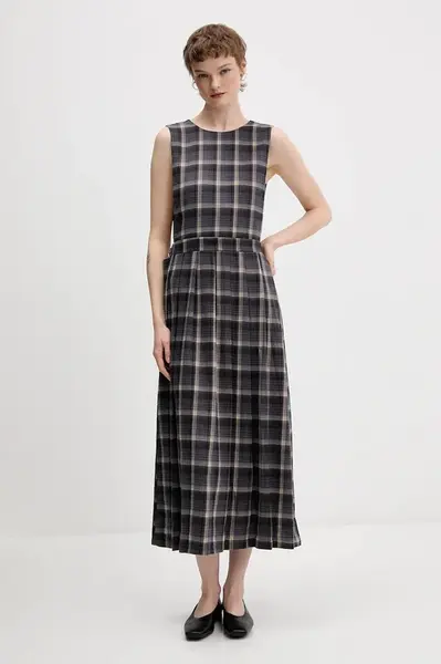 Šaty The Ragged Priest