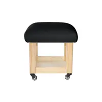 Drevená taburetka na kolieskach Čierna