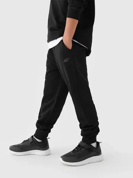 Chlapecké tepláky 4F