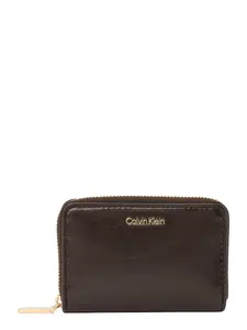 Calvin Klein Peňaženka  tmavohnedá