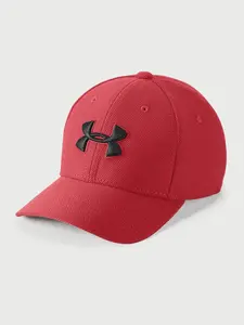 Červená dětská kšiltovka Blitzing Under Armour