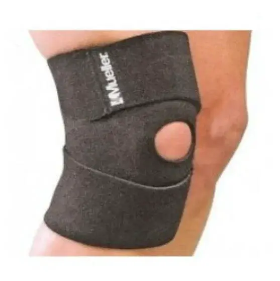 MUELLER Compact Knee Support Bandáž na koleno 1 kus