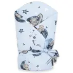 Dětská zavinovačka New Baby Teddy bear in space 80x80 cm