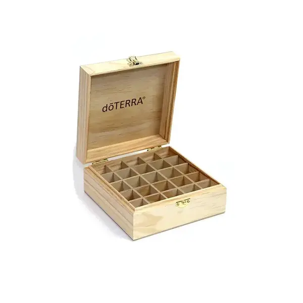 DoTerra drevený box s gravírovaným logom 25x15 ml