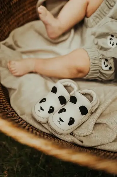 Kojenecké kožené boty Donsje Morris Sneakers Panda