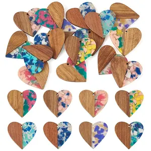 16Pcs 8 Colors Resin and Walnut Pendants