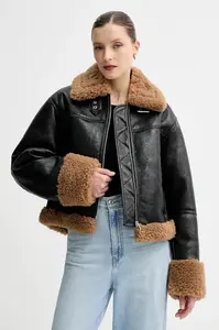 Bunda Stand Studio Kia