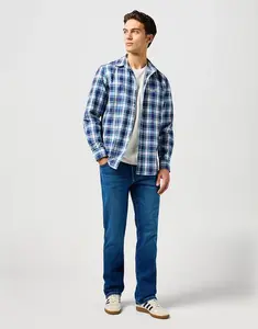 Pánské džíny WRANGLER TEXAS VERDANT TONE 112364455 Velikost: 33/34