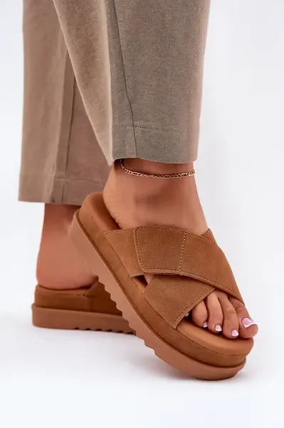 Boto Dámske Sandále Na Platforme S Prepletenými Pásikmi Camel Rinasara