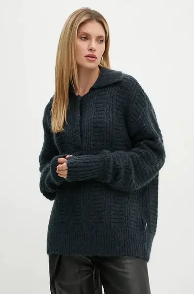 Vlněný svetr Remain