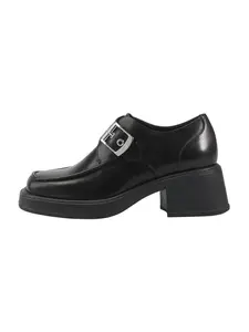 VAGABOND SHOEMAKERS Papuče 'DORAH'  čierna