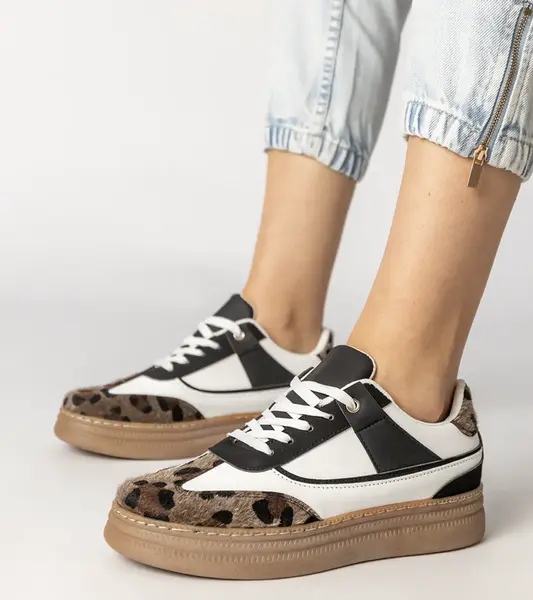 Gemre Black and white sneakers with leopard print accents Meril