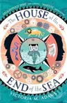 The House at the End of the Sea - Victoria M. Adams - kniha z kategorie Pro děti