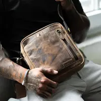 Pánska kožená taška cez rameno Sparwell Kuba - koňak