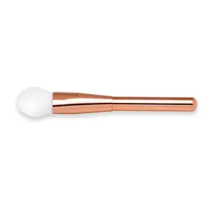 Makeup Revolution Ultra Metals Sculpt Blush Brush štětec na tvářenku F303