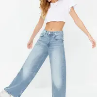 Trendyol modré džínsy s detailom prešívania, normálnym pásom a extra širokými nohavicami