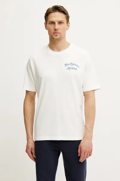 Bavlněné tričko New Balance béžová barva, s aplikací, MT43556SST
