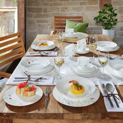 Novel KÁVOVÁ SOUPRAVA, 18dílné, kostní porcelán (bone china)