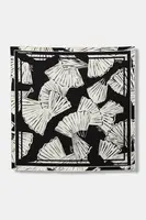 Hedvábný šátek Karl Lagerfeld K/SIGNATURE