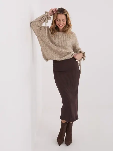 Hnědá midi sukně