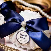 White Shell Shaped Plastic Candy Boxes