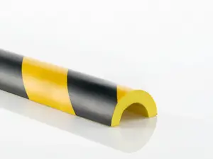 Polyuretanový varovný profil C 50x25 (1ks=1m)