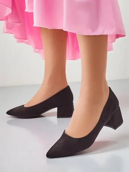 Resti Women's low-heeled pumps Agas