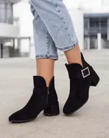 Resti Women's ankle boots with low heel Vetti