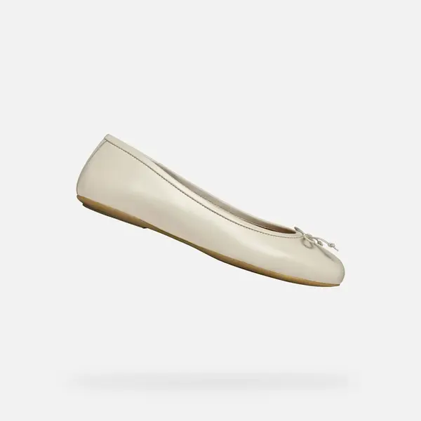 Cream women's ballet flats Geox Palmaria - Women's