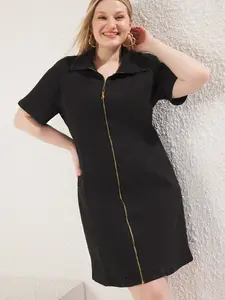 Trendyol Curve Košeľové šaty  čierna